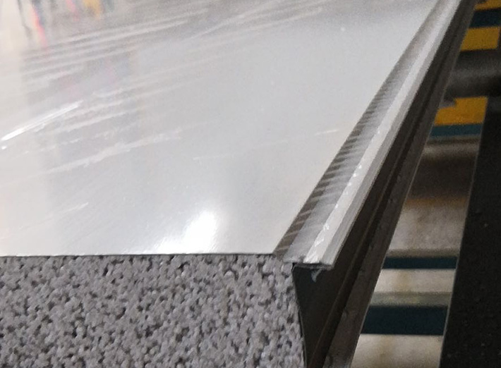 岩棉夾芯板（bǎn）01